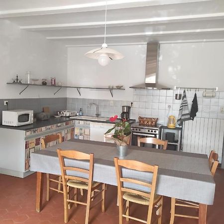Gite Chez L'Oncle Jules Velesmes-Echevanne Экстерьер фото